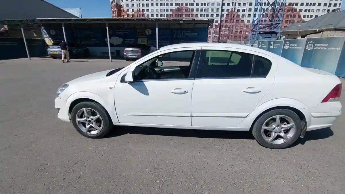 Opel Astra 2012 года за 1 100 000 тг. в Шымкент