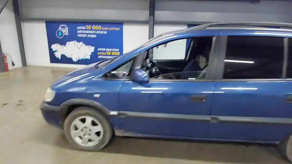 Opel Zafira 2002 года за 3 000 000 тг. в Астана