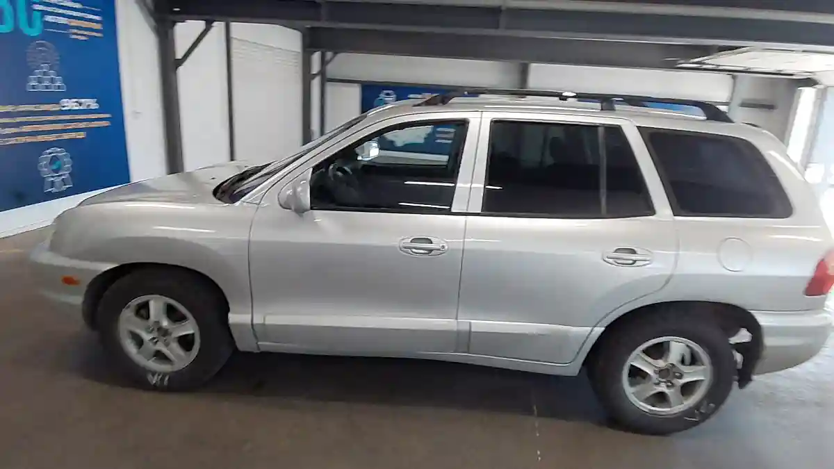 Hyundai Santa Fe 2001 года за 2 500 000 тг. в Астана