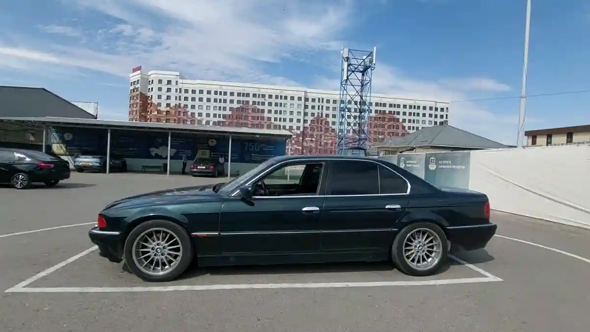 BMW 7 серии 1997 года за 2 500 000 тг. в Шымкент