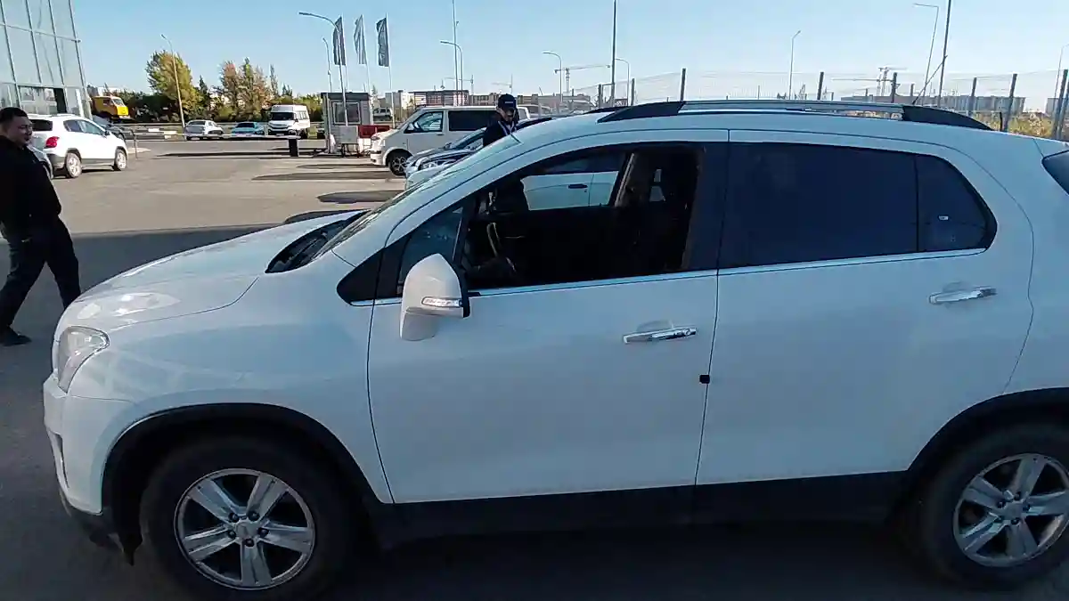 Chevrolet Tracker 2015 года за 4 600 000 тг. в Астана