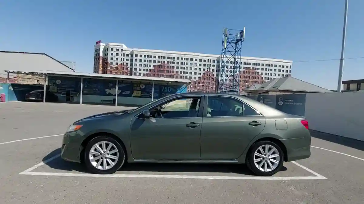 Toyota Camry 2014 года за 9 000 000 тг. в Шымкент