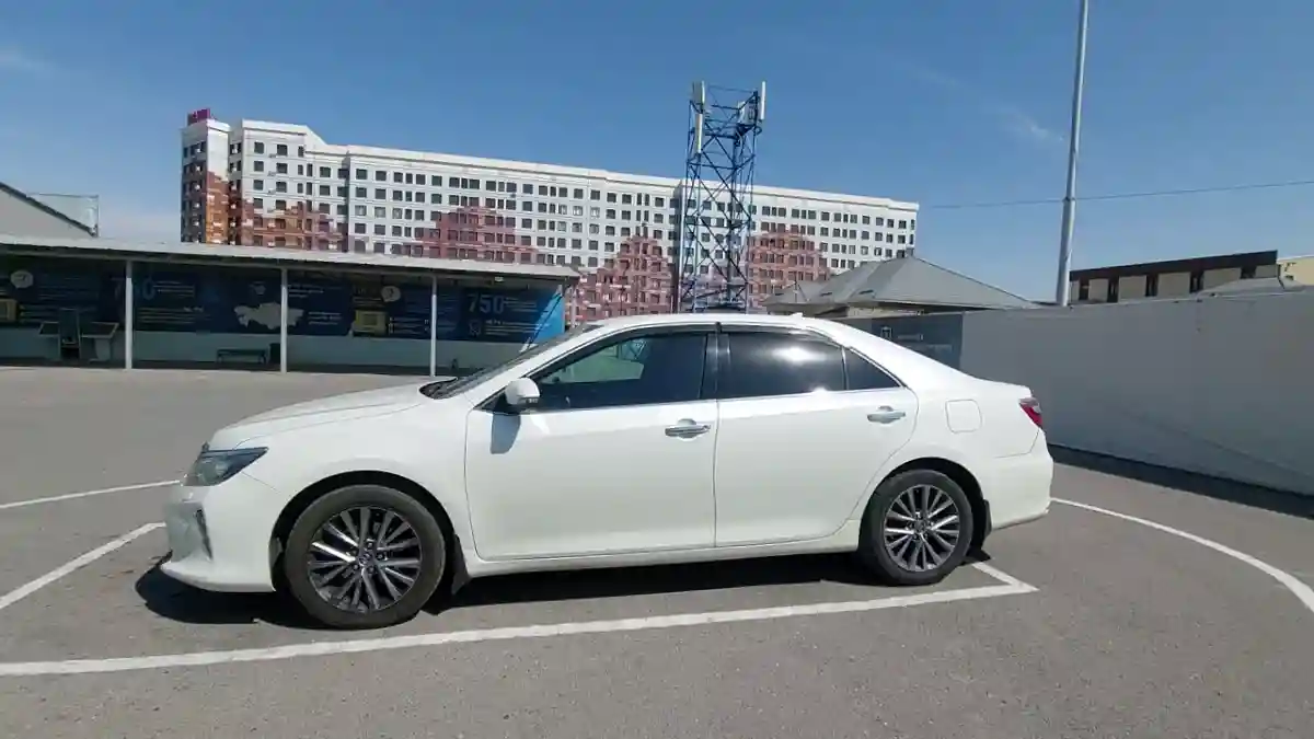 Toyota Camry 2016 года за 12 000 000 тг. в Шымкент