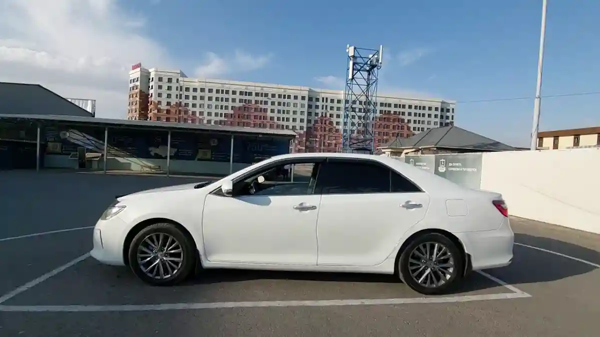 Toyota Camry 2014 года за 10 700 000 тг. в Шымкент