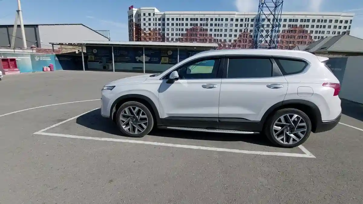 Hyundai Santa Fe 2021 года за 16 000 000 тг. в Шымкент