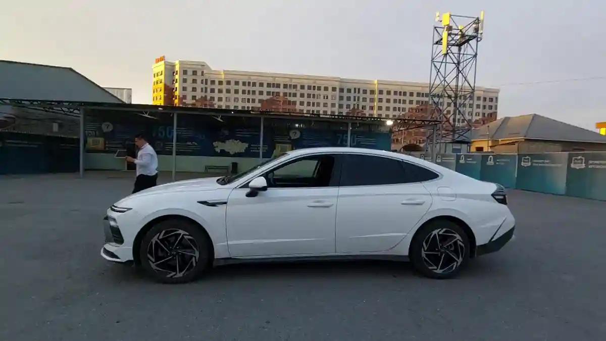 Hyundai Sonata 2024 года за 12 000 000 тг. в Шымкент