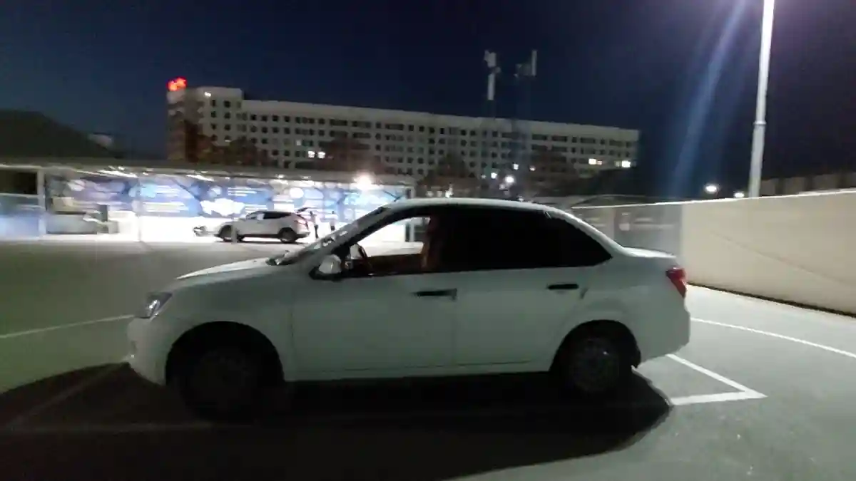 LADA (ВАЗ) Granta 2013 года за 3 000 000 тг. в Шымкент