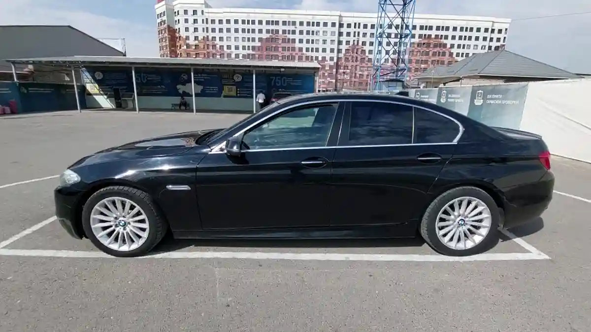 BMW 5 серии 2015 года за 12 000 000 тг. в Шымкент