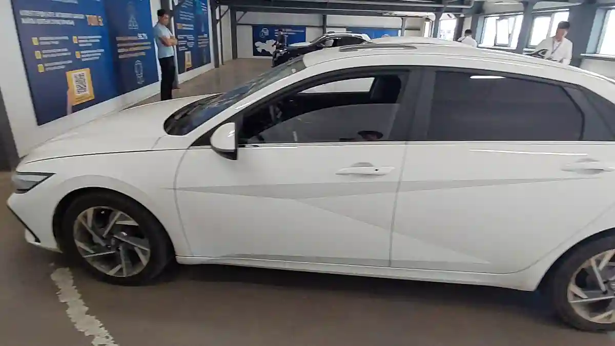 Hyundai Elantra 2024 года за 7 500 000 тг. в Астана