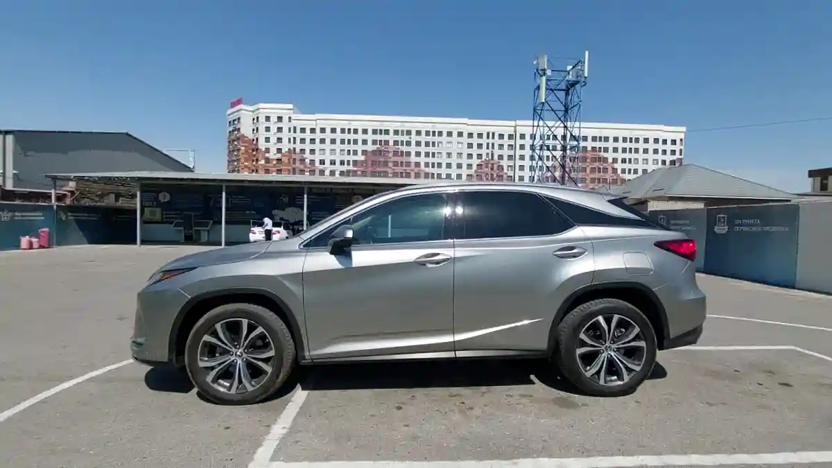 Lexus RX 2021 года за 23 000 000 тг. в Шымкент