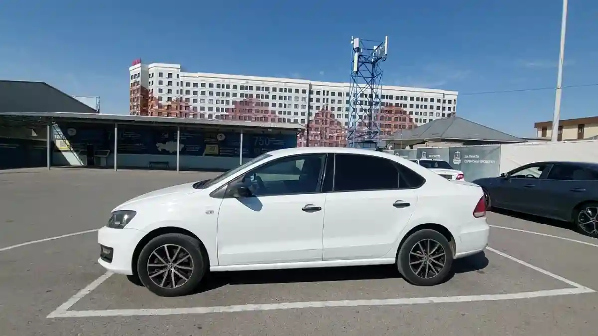 Volkswagen Polo 2017 года за 3 800 000 тг. в Шымкент