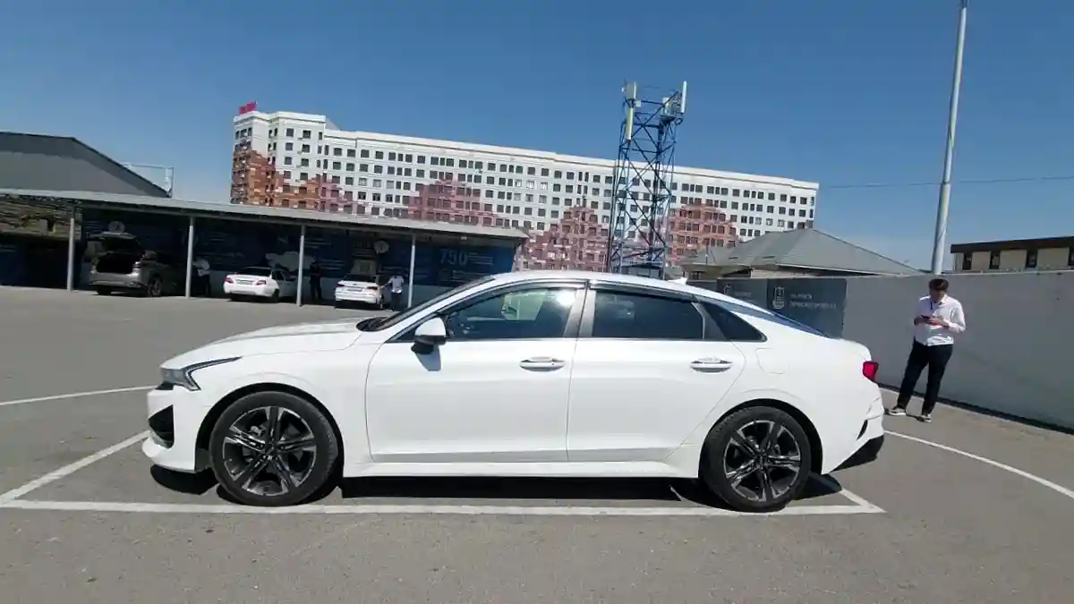 Kia K5 2021 года за 10 000 000 тг. в Шымкент