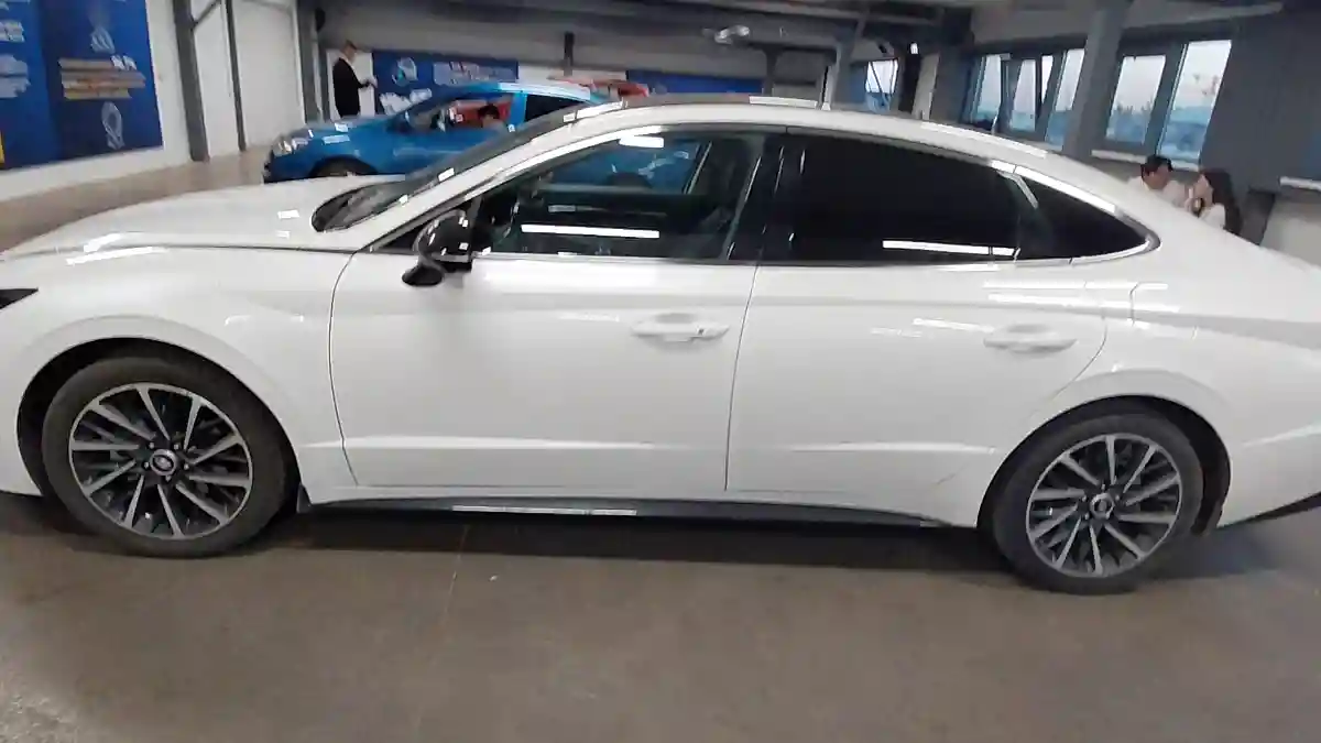Hyundai Sonata 2020 года за 12 500 000 тг. в Астана