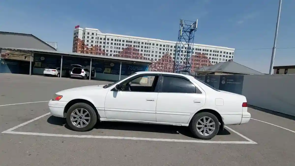 Toyota Camry 1999 года за 2 500 000 тг. в Шымкент