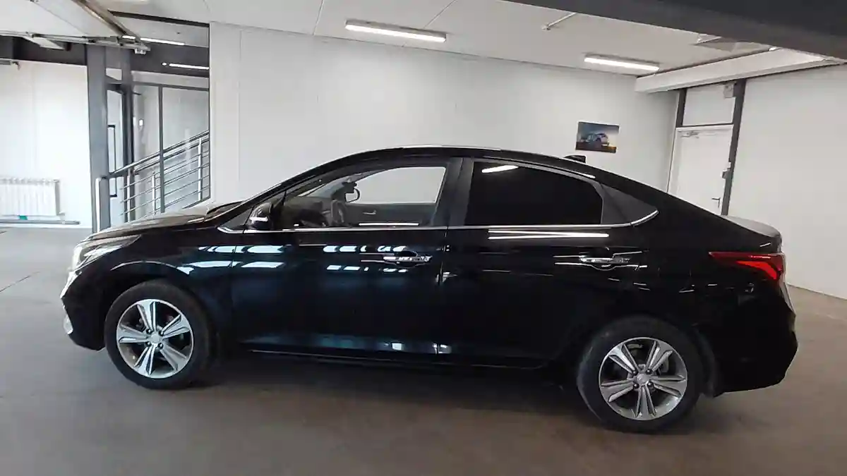 Hyundai Accent 2018 года за 6 800 000 тг. в Астана