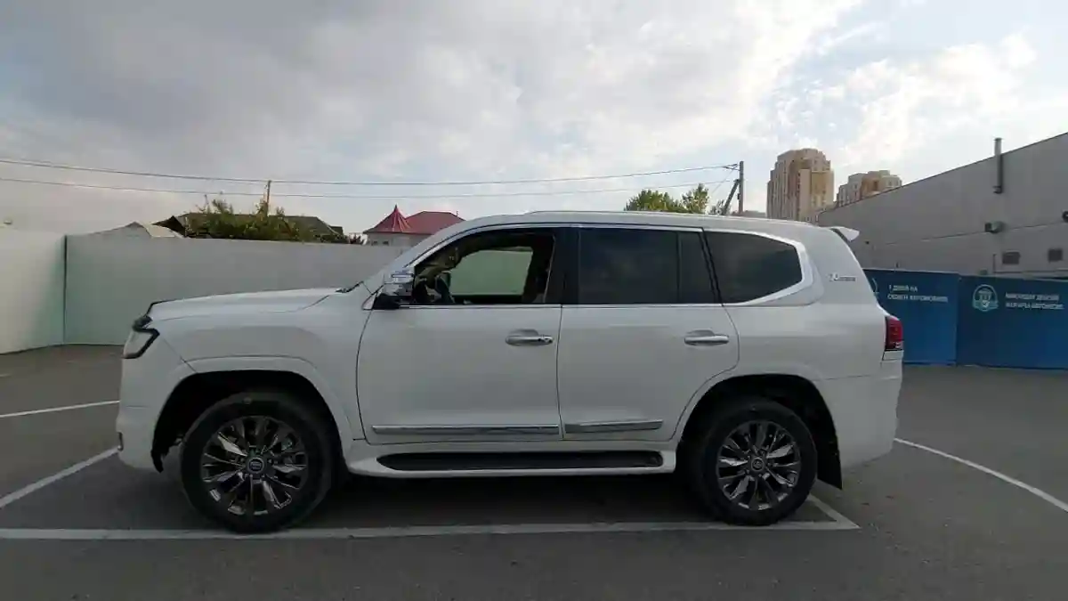 Toyota Land Cruiser 2013 года за 23 000 000 тг. в Шымкент