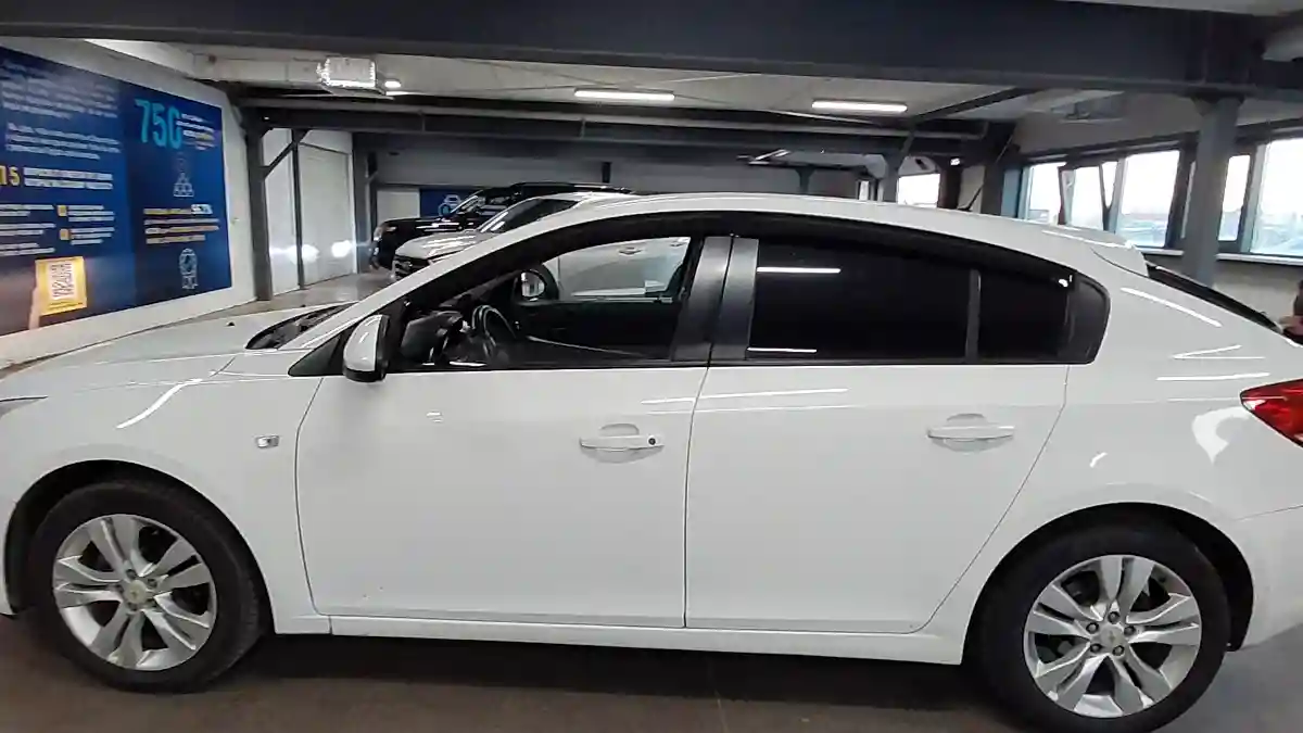 Chevrolet Cruze 2013 года за 3 500 000 тг. в Астана