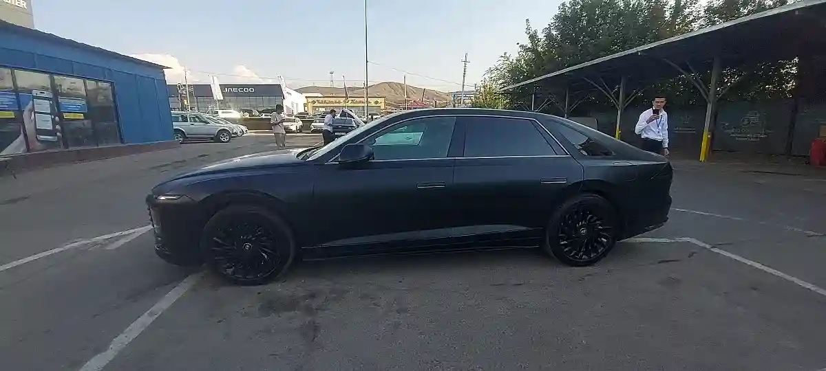 Hyundai Grandeur 2023 года за 23 000 000 тг. в Алматы