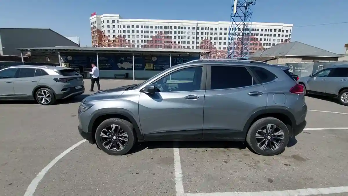 Chevrolet Tracker 2022 года за 7 000 000 тг. в Шымкент