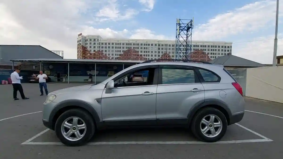 Chevrolet Captiva 2008 года за 3 800 000 тг. в Шымкент