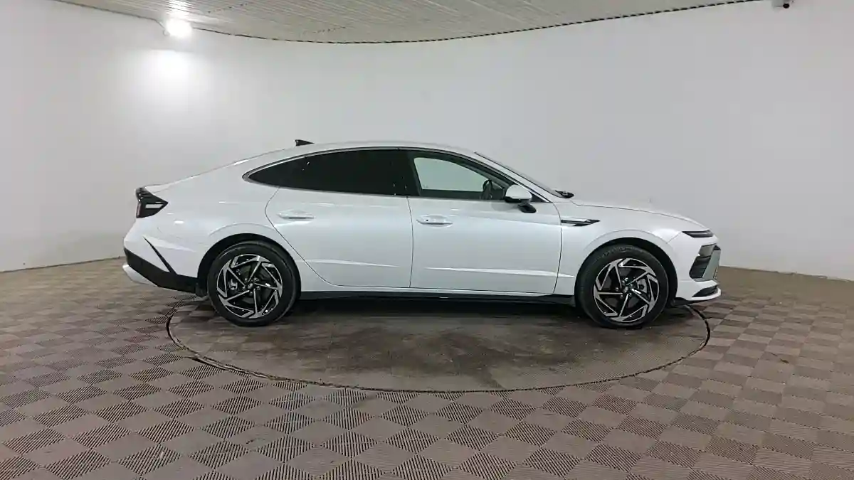 Hyundai Sonata 2026 года за 15 000 000 тг. в Шымкент