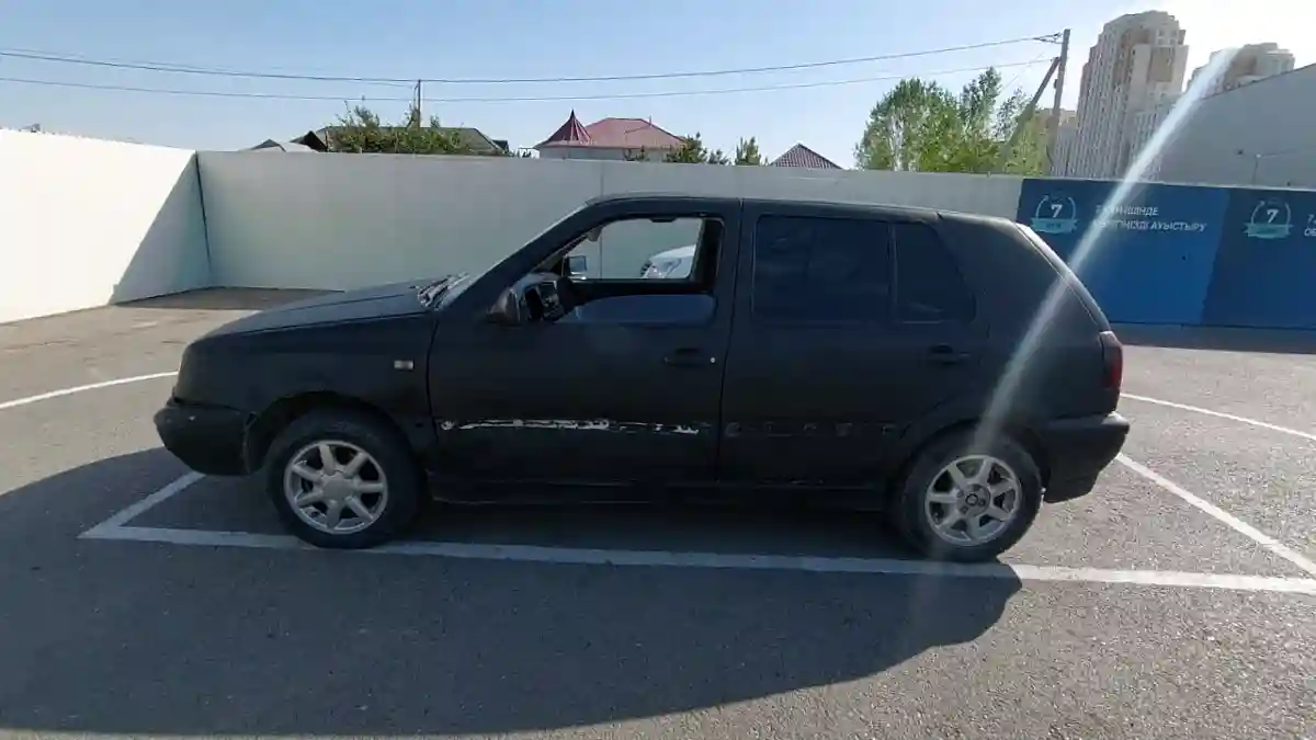 Volkswagen Golf 1993 года за 1 100 000 тг. в Шымкент