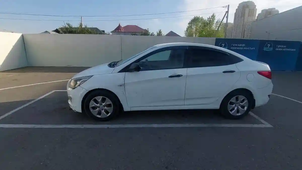 Hyundai Solaris 2015 года за 3 300 000 тг. в Шымкент