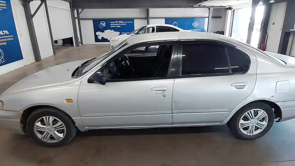 Nissan Primera 1996 года за 900 000 тг. в Астана
