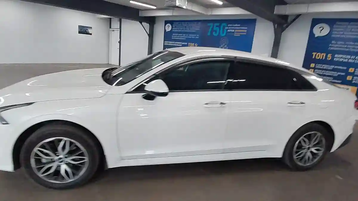 Kia K5 2023 года за 11 000 000 тг. в Астана