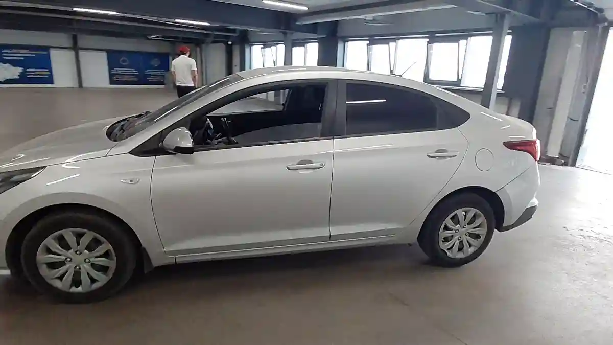 Hyundai Accent 2021 года за 6 600 000 тг. в Астана