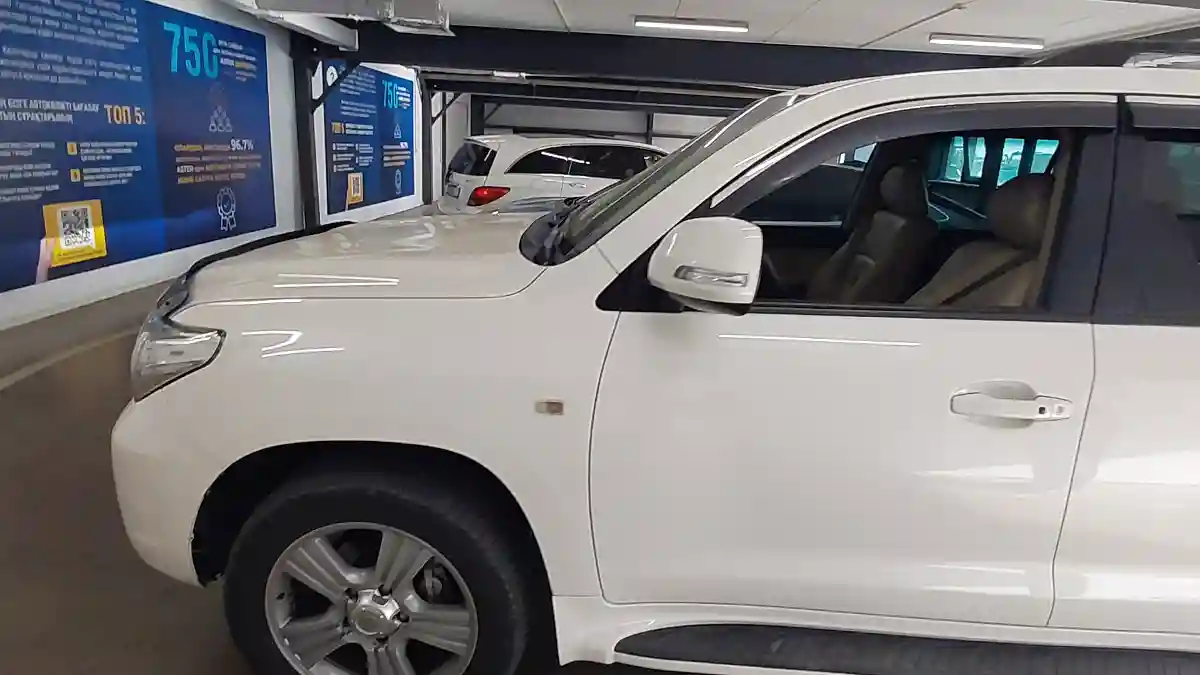 Toyota Land Cruiser 2008 года за 15 500 000 тг. в Астана