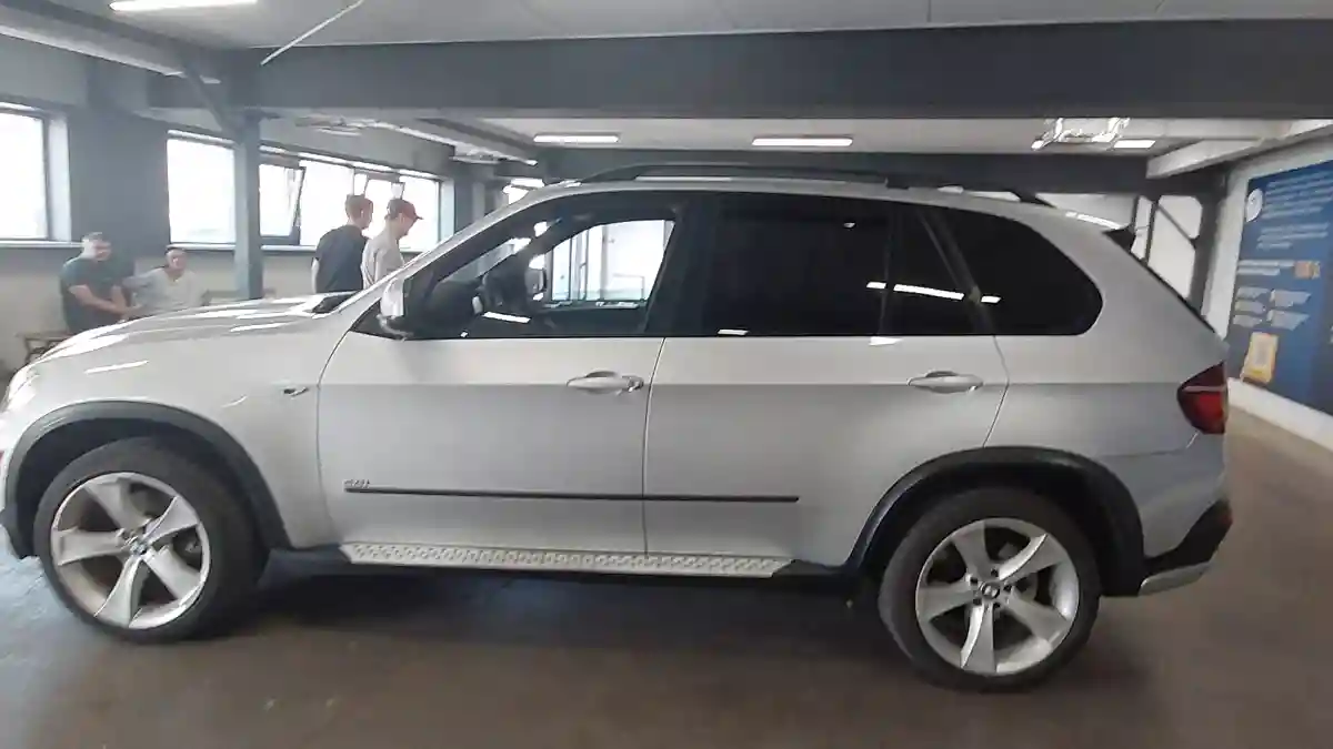 BMW X5 2007 года за 8 000 000 тг. в Астана