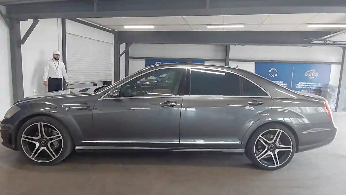 Mercedes-Benz S-Класс 2007 года за 7 000 000 тг. в Астана