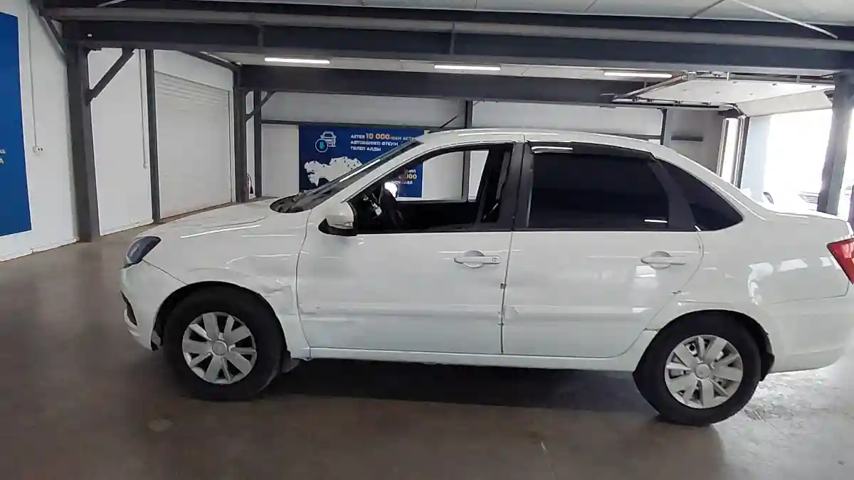 LADA (ВАЗ) Granta 2021 года за 3 500 000 тг. в Астана