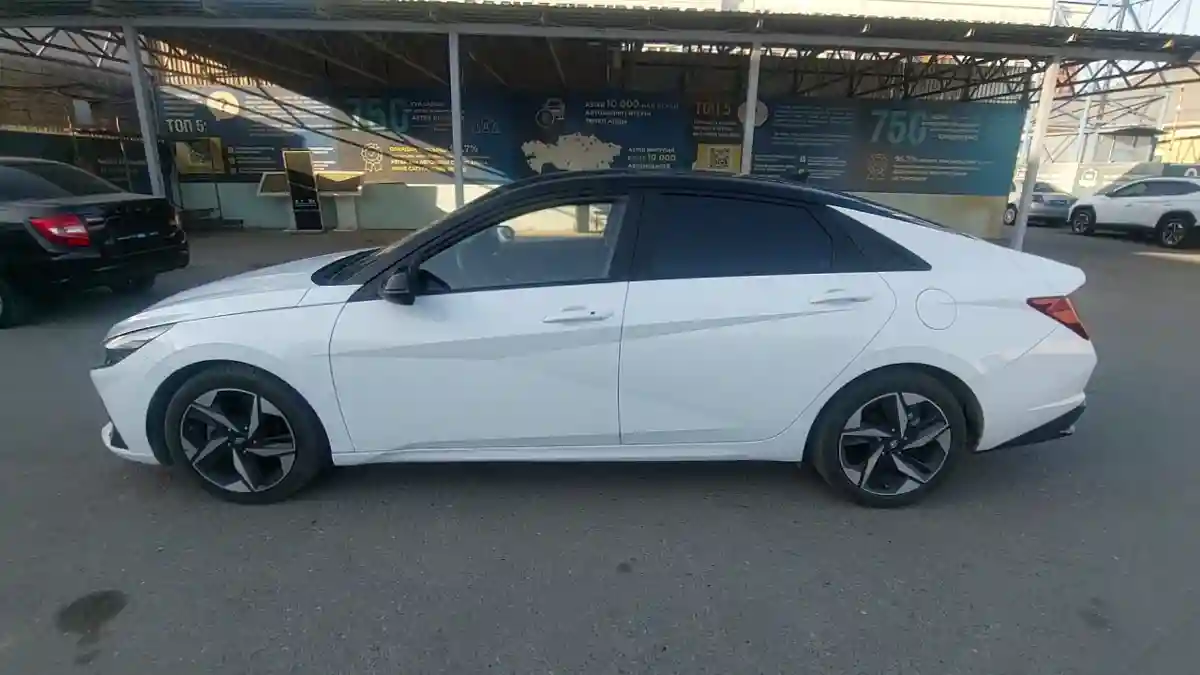 Hyundai Avante 2021 года за 6 500 000 тг. в Шымкент