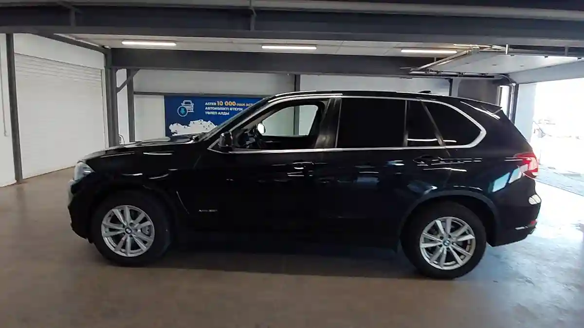 BMW X5 2017 года за 18 000 000 тг. в Астана