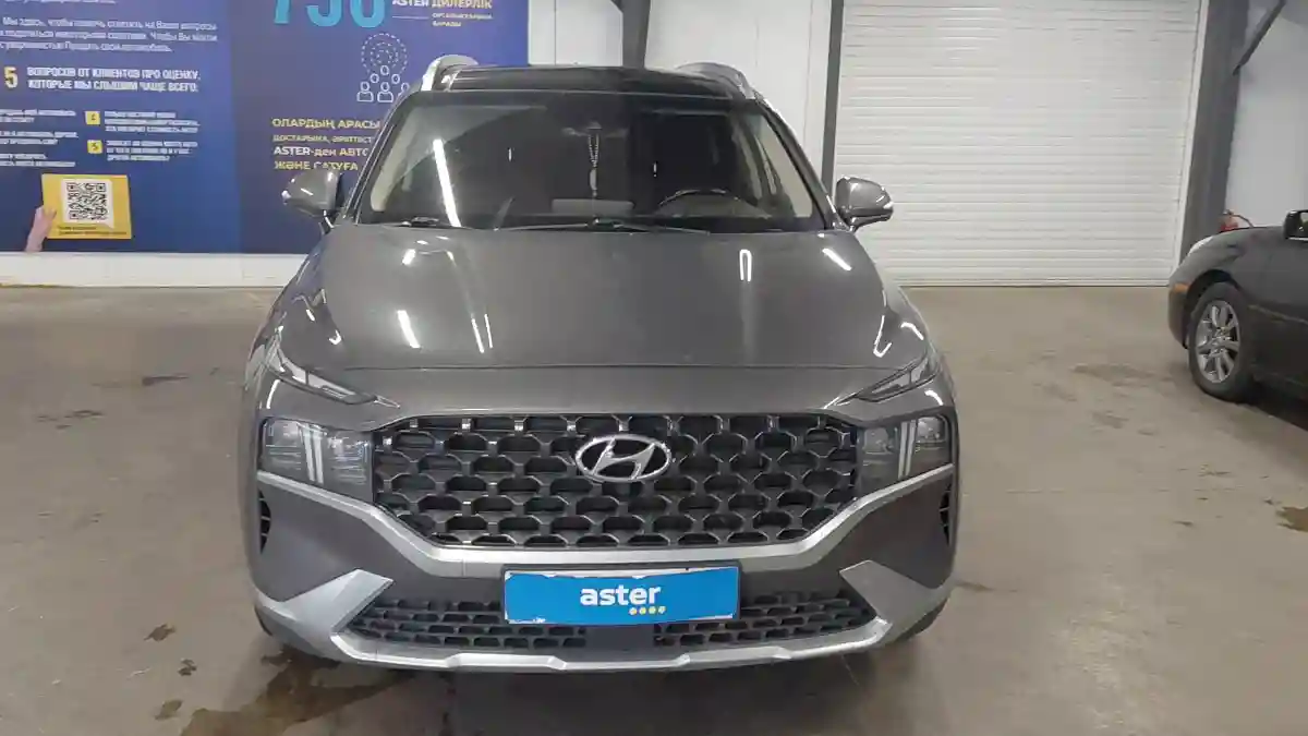 Hyundai Santa Fe 2021 года за 16 000 000 тг. в Астана