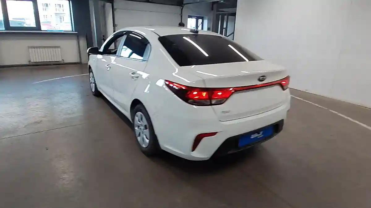 Kia Rio 2019 года за 6 200 000 тг. в Астана