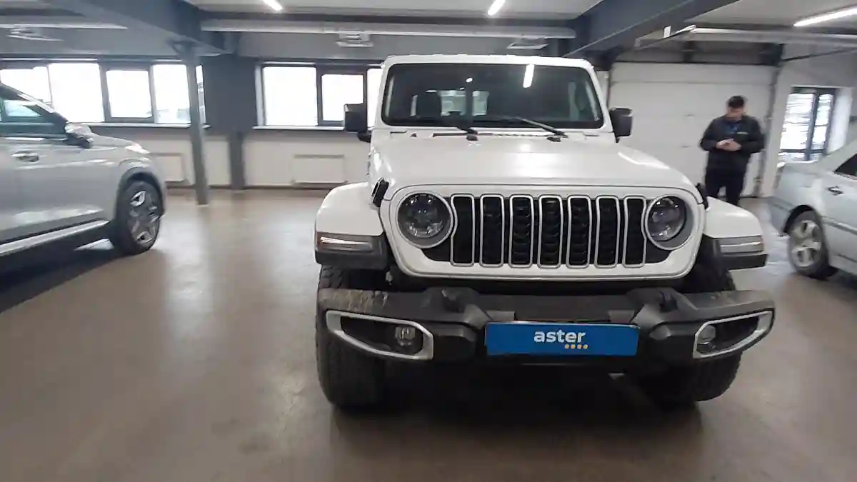 Jeep Wrangler 2024 года за 47 000 000 тг. в Астана