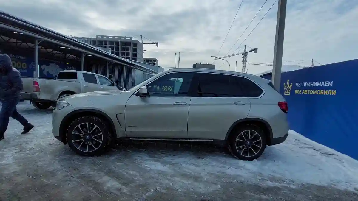 BMW X5 2015 года за 33 000 000 тг. в Алматы