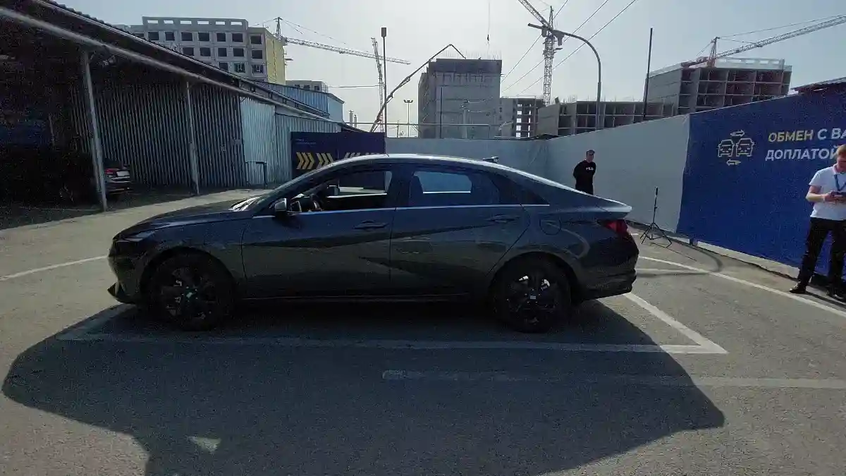 Hyundai Elantra 2023 года за 12 200 000 тг. в Алматы