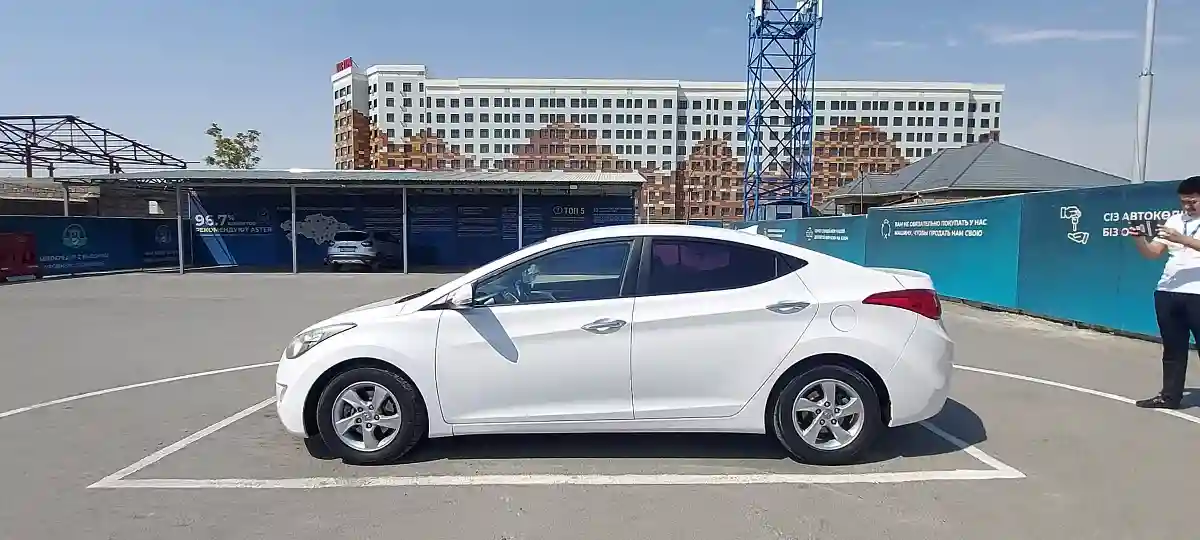 Hyundai Avante 2014 года за 7 000 000 тг. в Шымкент