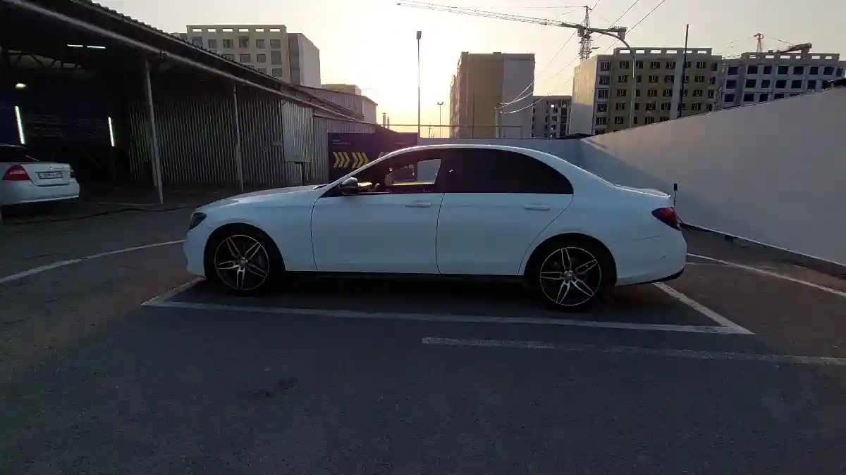 Mercedes-Benz E-Класс 2016 года за 20 000 000 тг. в Алматы