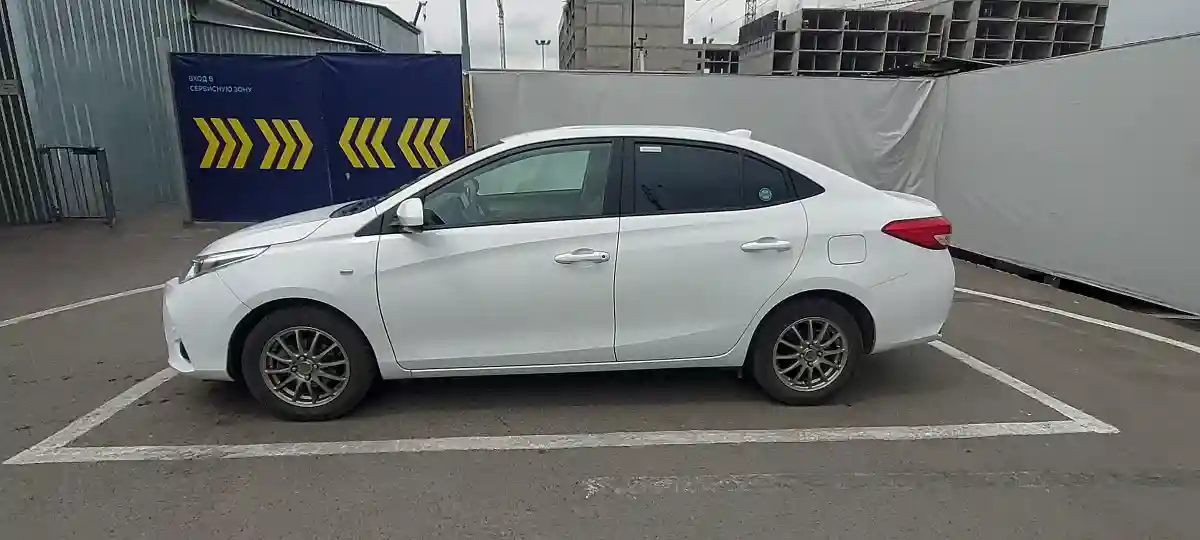 Toyota Yaris 2021 года за 10 500 000 тг. в Алматы
