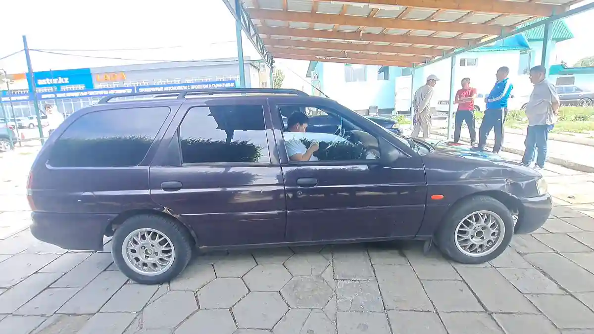 Ford Escort 1998 года за 800 000 тг. в Талдыкорган