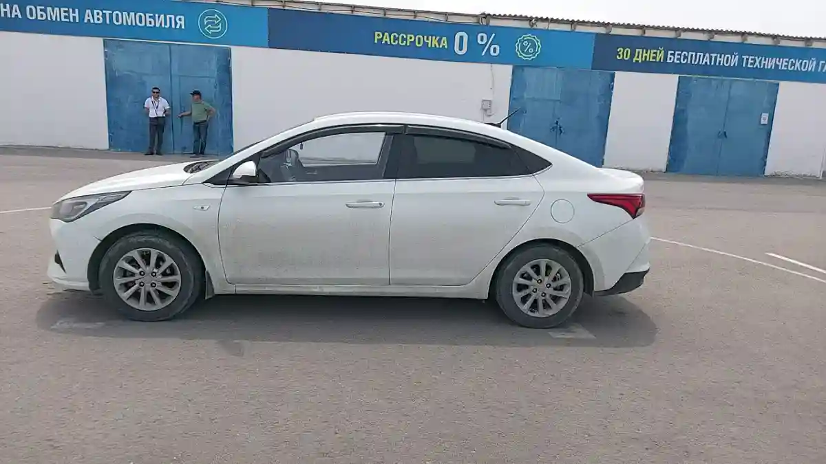Hyundai Accent 2020 года за 7 500 000 тг. в Актау