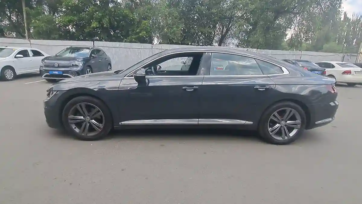 Volkswagen Arteon 2020 года за 21 000 000 тг. в Алматы