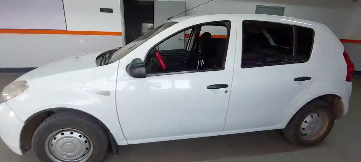 Renault Sandero 2011 года за 2 100 000 тг. в Уральск