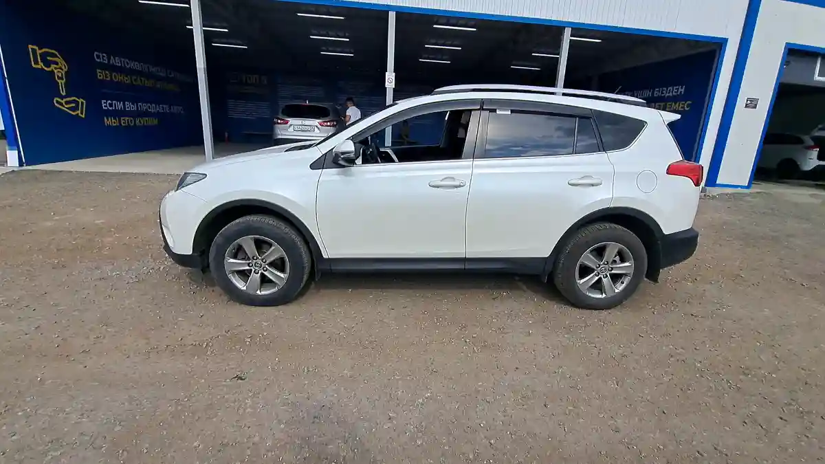 Toyota RAV4 2015 года за 12 500 000 тг. в Алматы