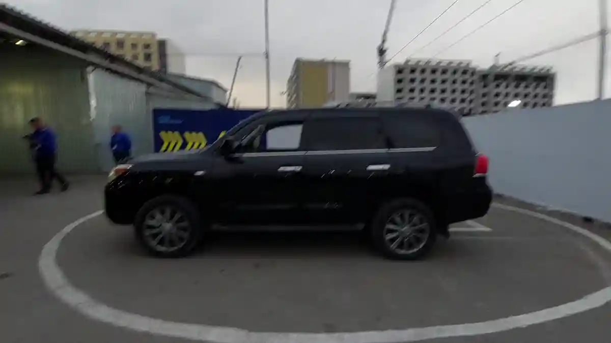 Lexus LX 2007 года за 15 000 000 тг. в Алматы